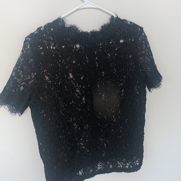 Black Lace Whisper New York Short Sleeve Top - Picture 2 of 4